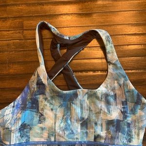 Lulu sports bra